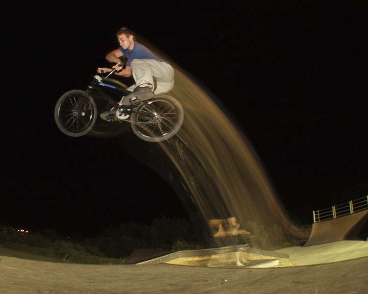 P8299936.jpgw750h599