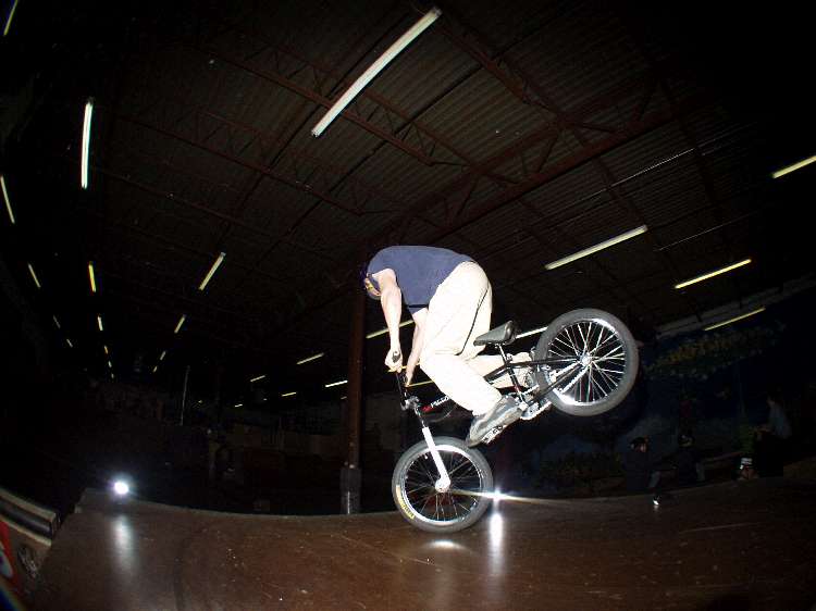 PB281943.jpgw750h562