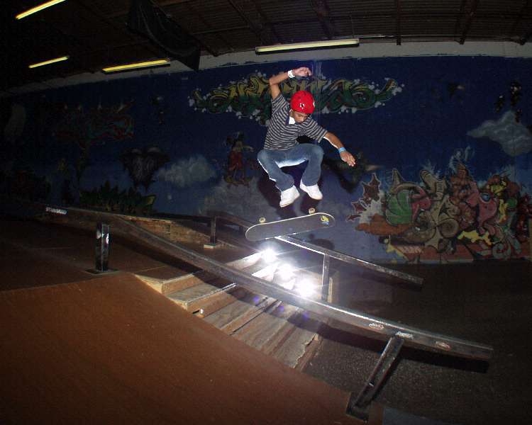 PB302136.jpgw750h600