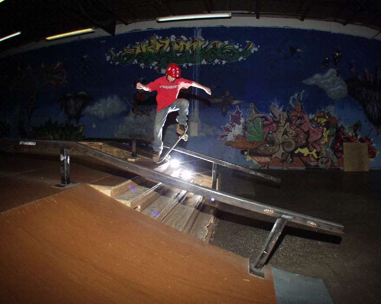 PB302193.jpgw750h599