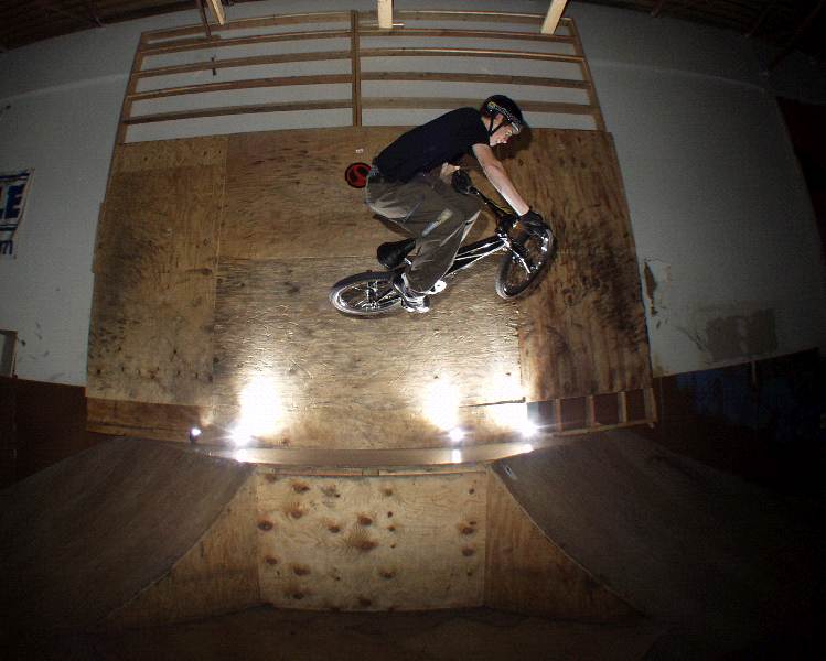 PB051065.jpgw749h600