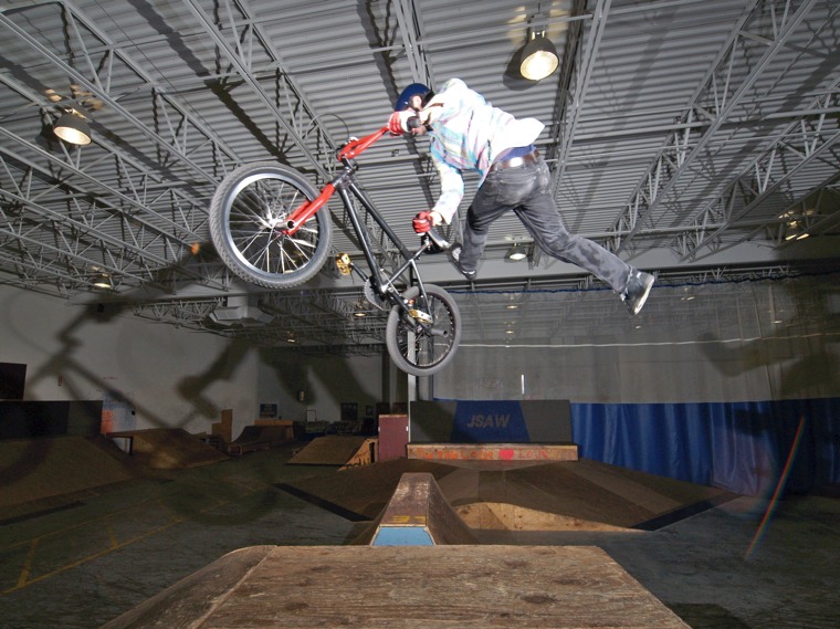 20051029_JSAWSkate_150.jpgw760h569