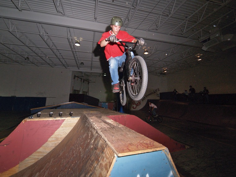 20051008_EdinaJSAWSkate_251.jpgw760h570