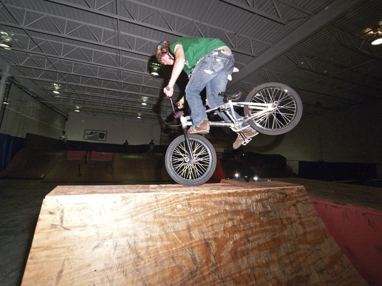 20051008_EdinaJSAWSkate_238.jpgw760h569