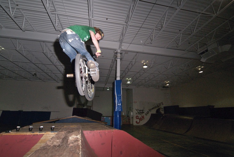 20051008_EdinaJSAWSkate_266.jpgw760h512