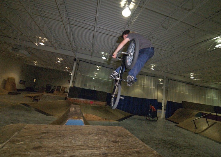 20051008_EdinaJSAWSkate_416.jpgw760h539