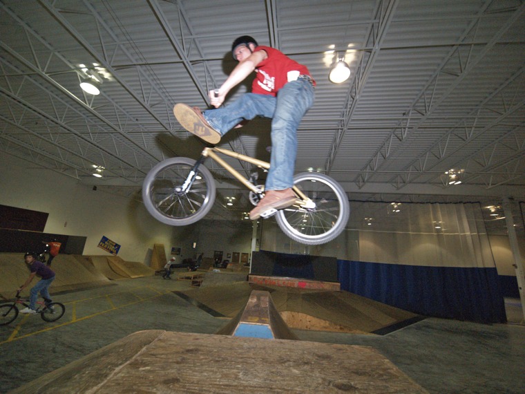 20051008_EdinaJSAWSkate_388.jpgw760h570