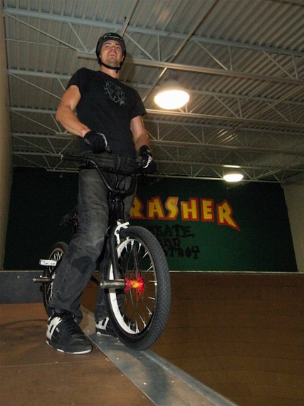 20060825_LucasHastayShowcase_35.jpgw427h570