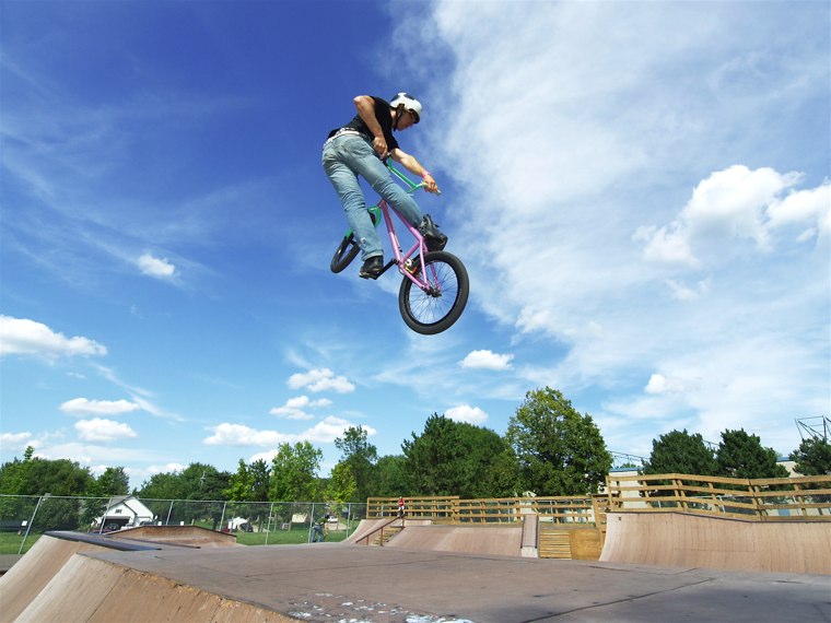 20060827_WhiteBearBikes_065.jpgw760h570
