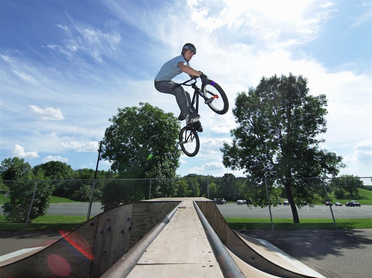 20060827_WhiteBearBikes_013.jpgw760h569