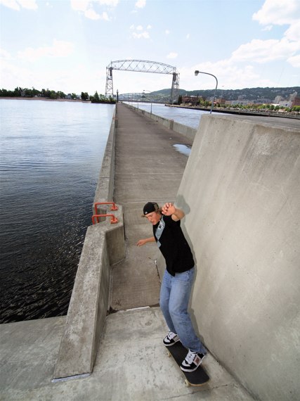 20060703_DallasBanksDuluth_029.jpgw427h570