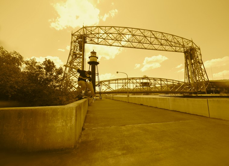 20060703_DallasBanksDuluth_042.jpgw760h553