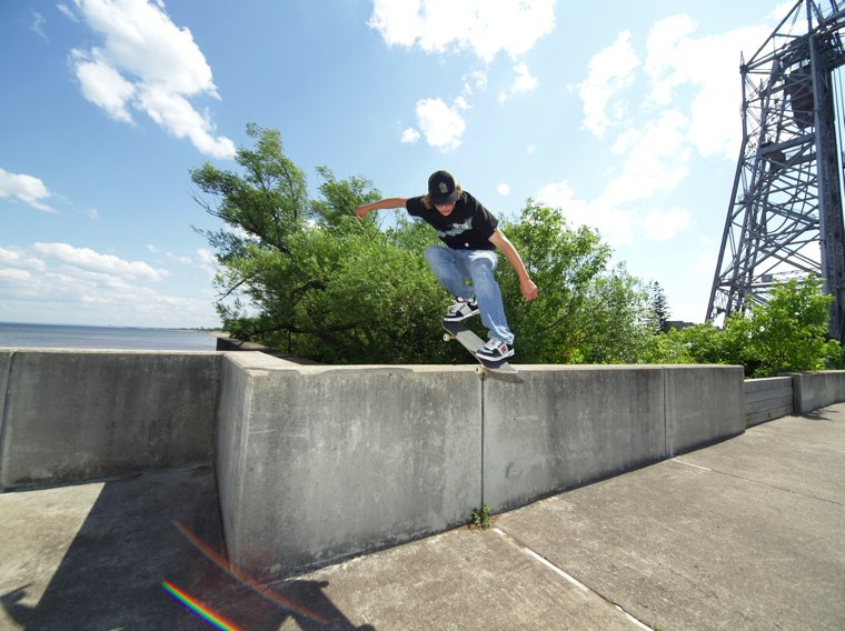 20060703_DallasBanksDuluth_048.jpgw760h568