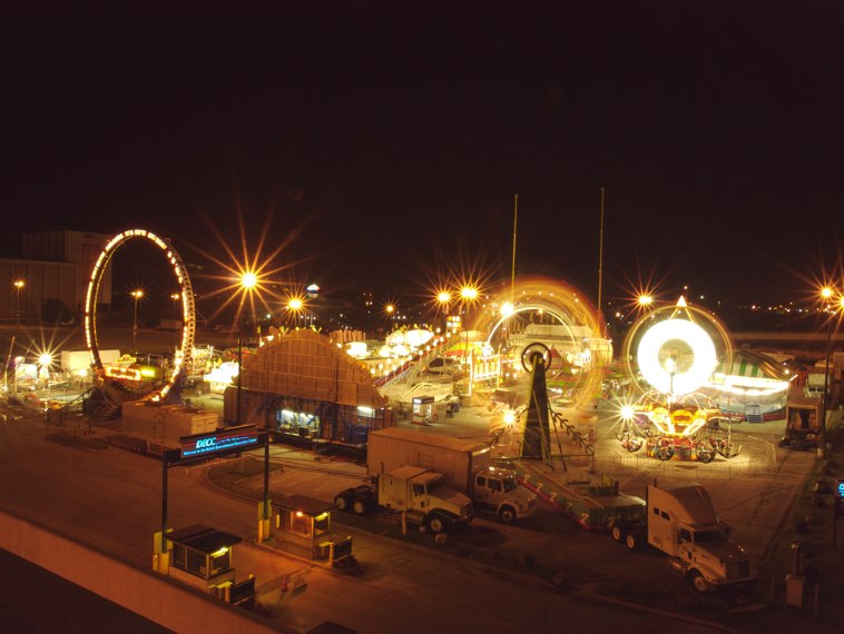 20060703_DuluthNightCarnival_046.jpgw758h570