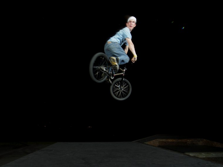 20060701_SuperiorSkateNite_133.jpgw759h570