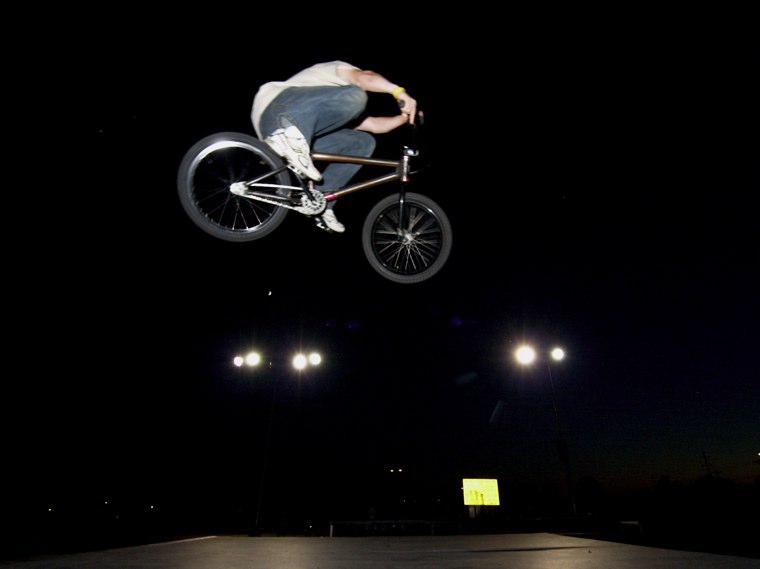 20060702_SuperiorNightSkate_044.jpgw760h569