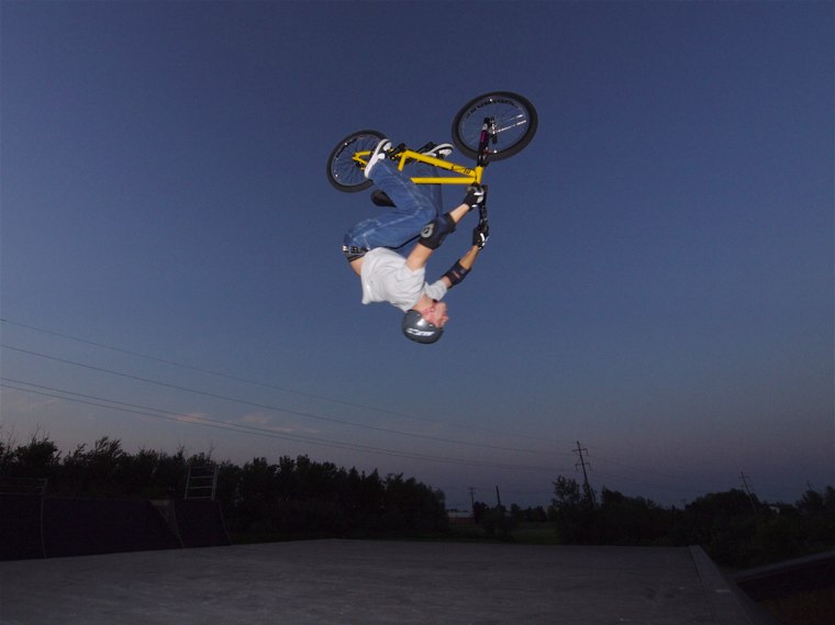 20060701_SuperiorSkateNite_061.jpgw760h569