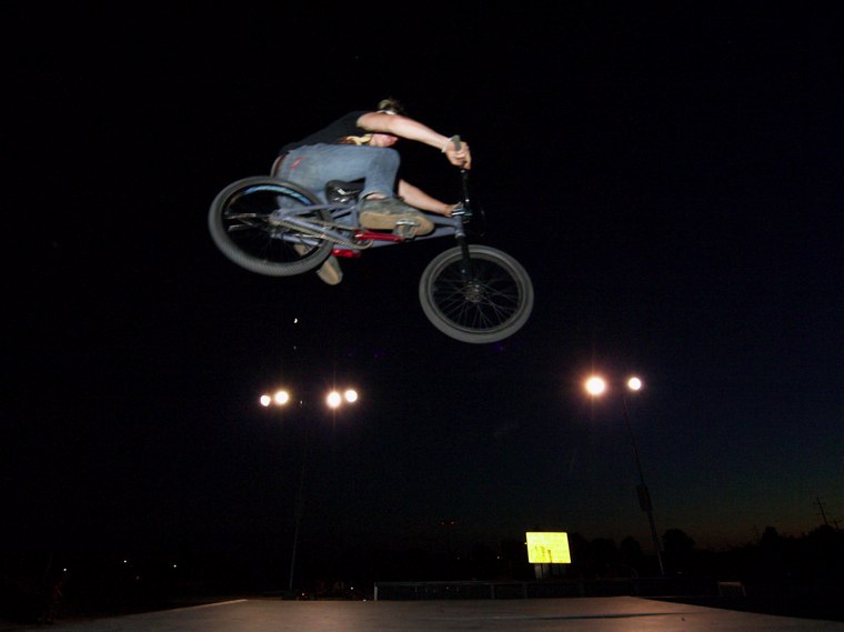 20060702_SuperiorNightSkate_040.jpgw760h569