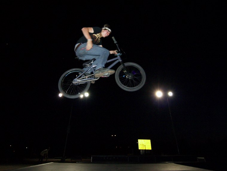 20060702_SuperiorNightSkate_078.jpgw759h570