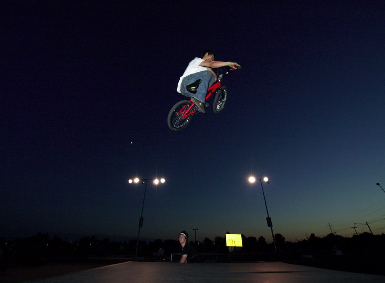 20060702_SuperiorNightSkate_005.jpgw760h559
