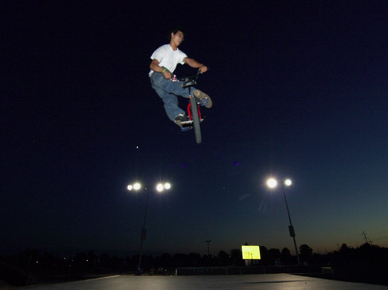 20060702_SuperiorNightSkate_022.jpgw760h569
