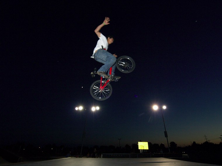 20060702_SuperiorNightSkate_024.jpgw760h569