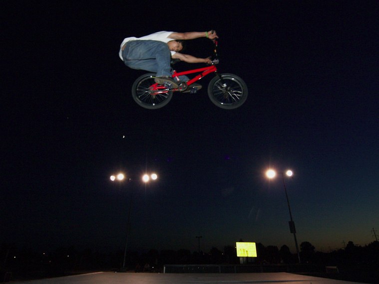 20060702_SuperiorNightSkate_028.jpgw759h570