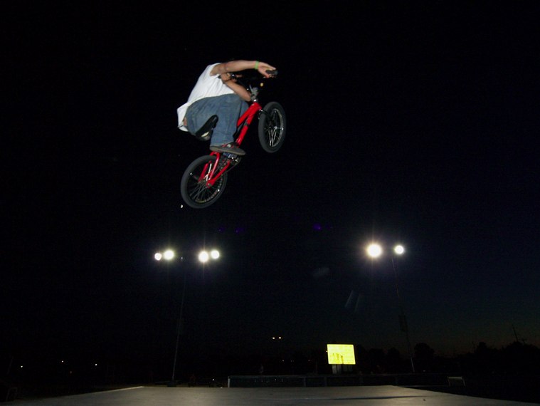 20060702_SuperiorNightSkate_049.jpgw759h570