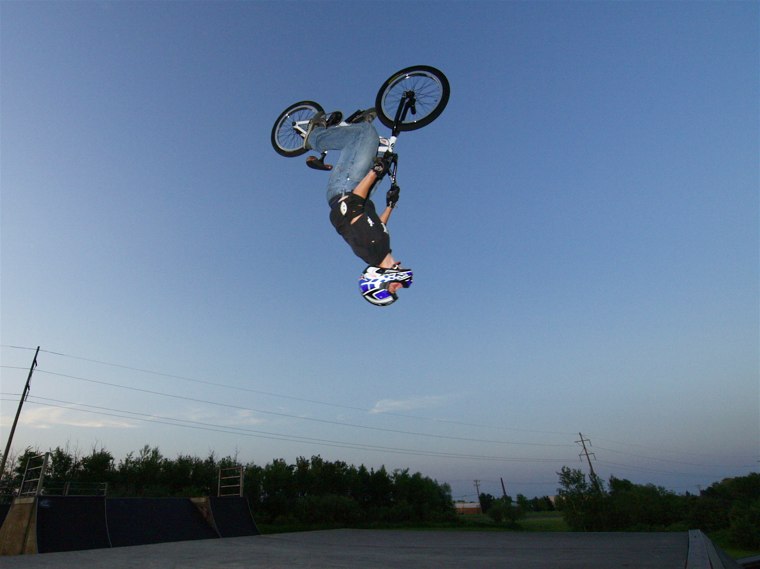 20060701_SuperiorSkateNite_034.jpgw760h569