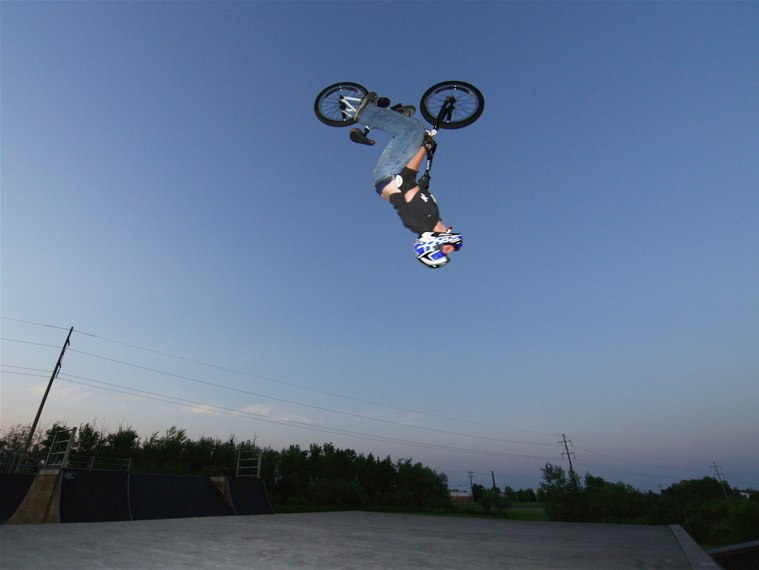 20060701_SuperiorSkateNite_054.jpgw759h570