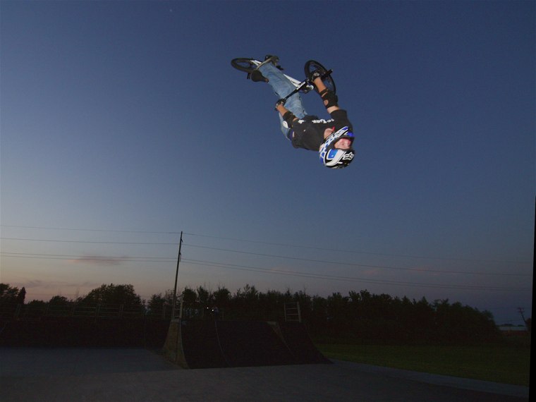 20060701_SuperiorSkateNite_078.jpgw760h570