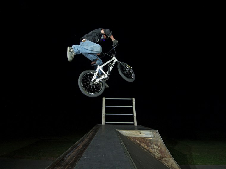 20060701_SuperiorSkateNite_141.jpgw759h570
