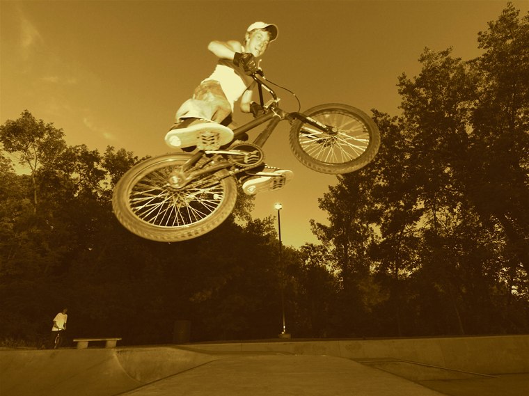 20060618_MoundSkate_092.jpgw760h569