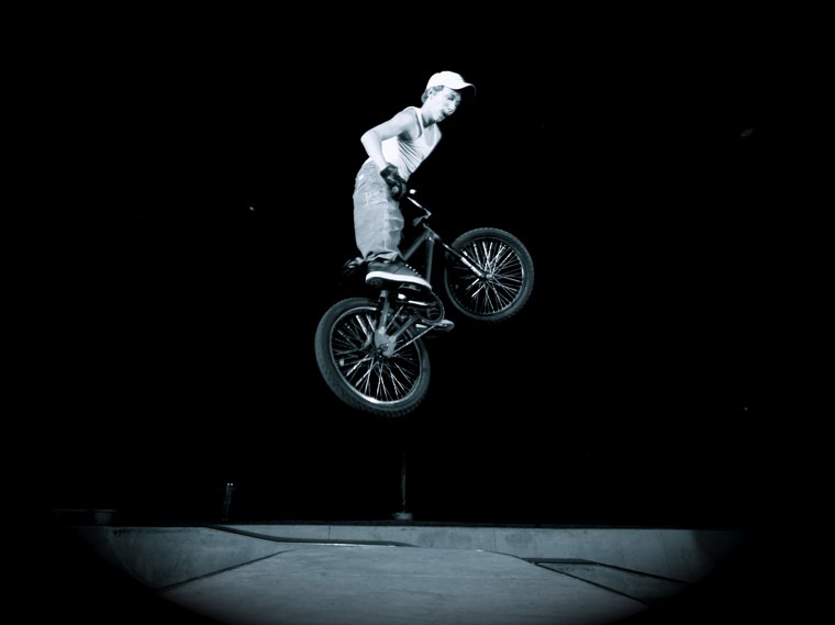 20060618_MoundSkate_216.jpgw760h569