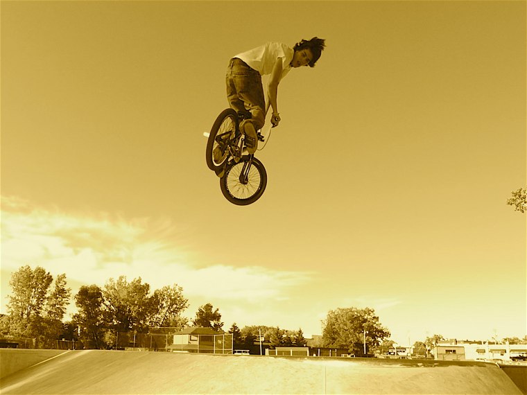 20060618_MoundSkate_038_2_2.jpgw760h570