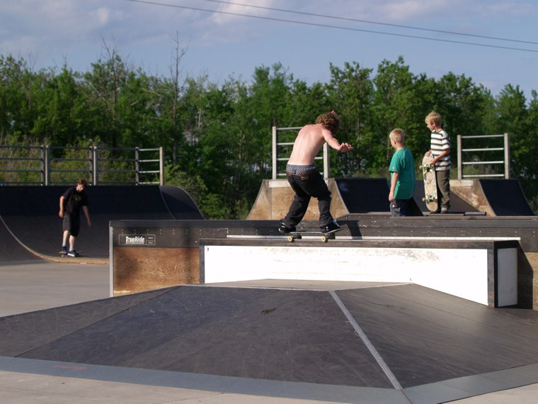 20060602_SuperiorSkate_570.jpgw760h570