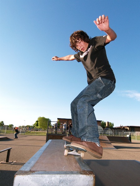20060520_ChanhassenSkate_013.jpgw450h600