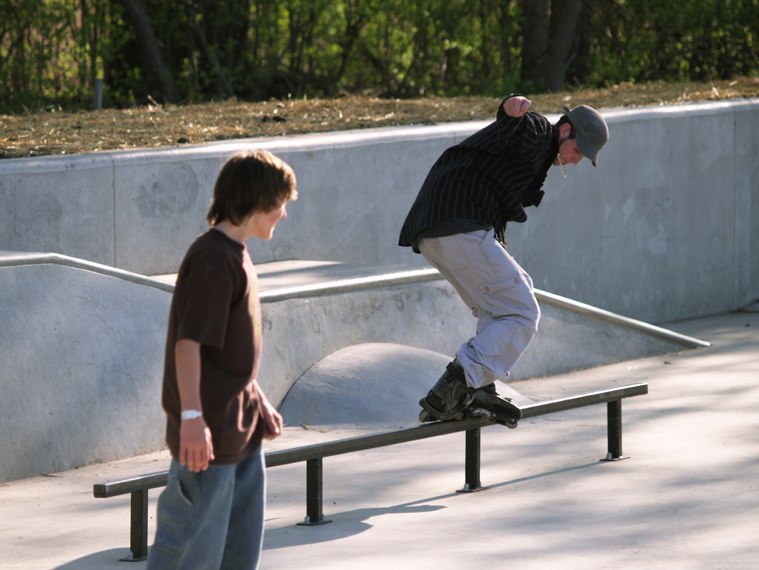 20060505_MoundSkate_004.jpgw759h570