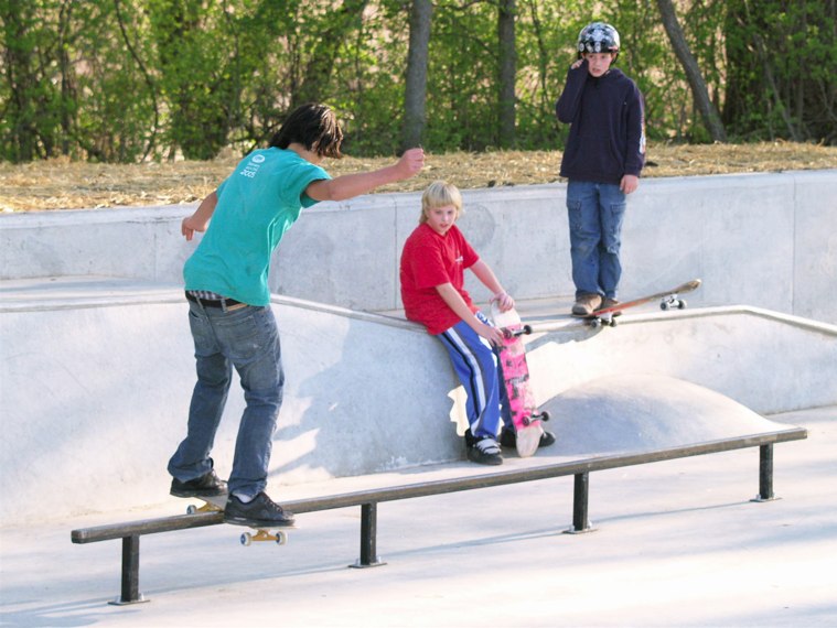 20060505_MoundSkate_196.jpgw759h570