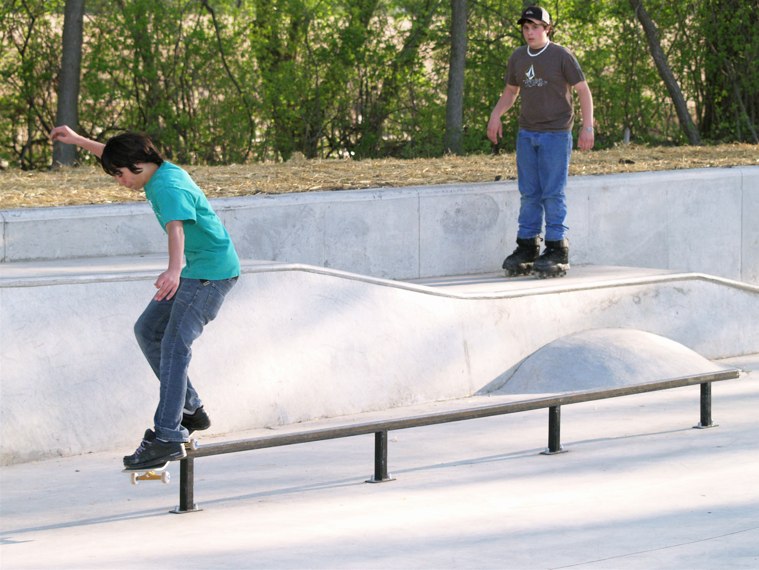 20060505_MoundSkate_200.jpgw759h570