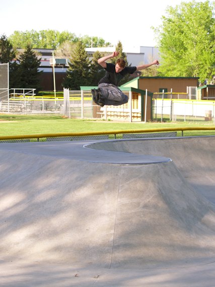 20060505_MoundSkate_086.jpgw427h570
