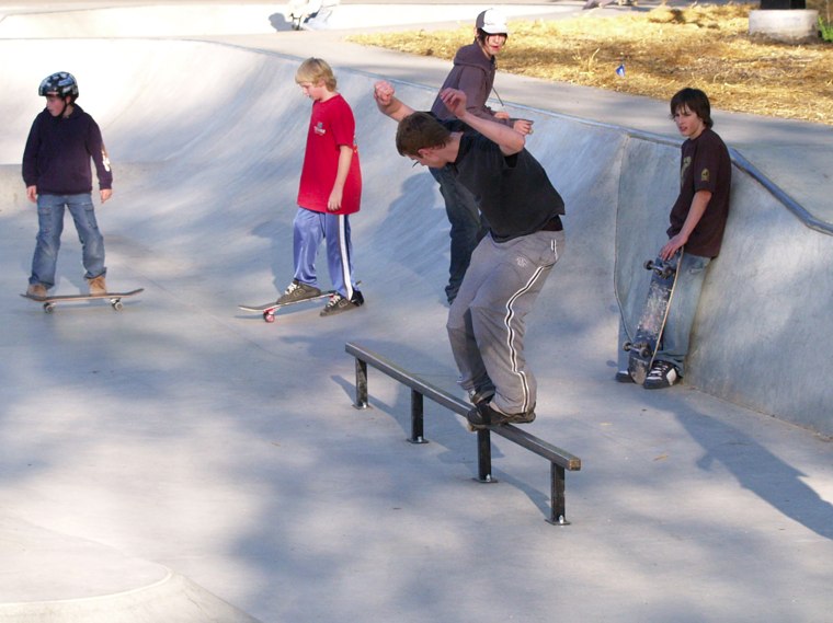 20060505_MoundSkate_187.jpgw760h569