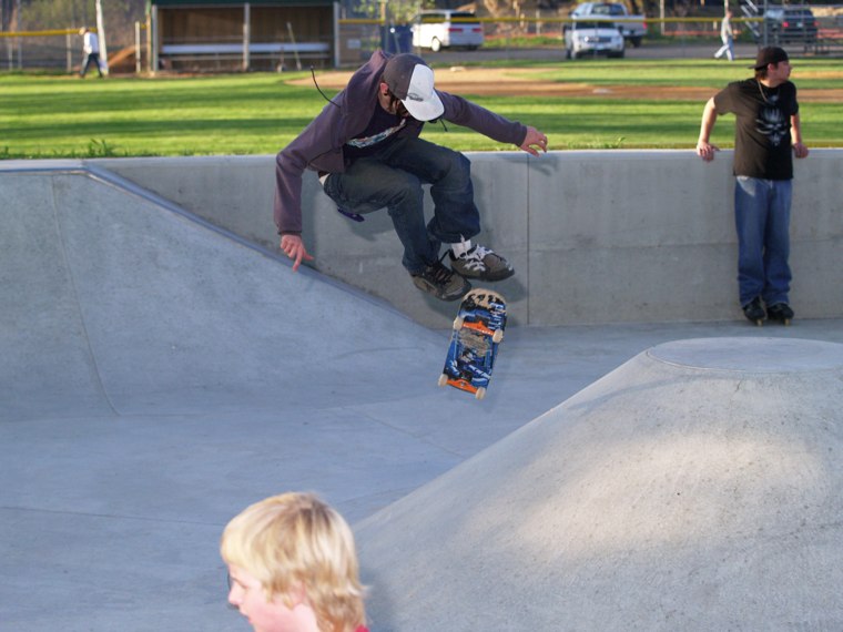 20060505_MoundSkate_241.jpgw760h570