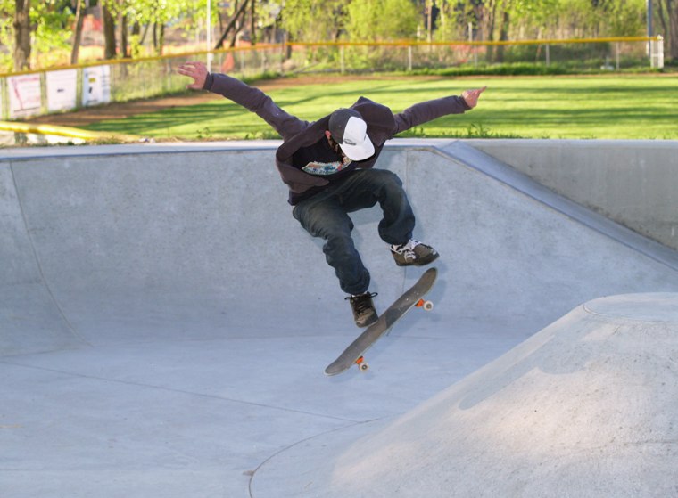 20060505_MoundSkate_246.jpgw760h559