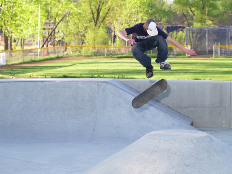 20060505_MoundSkate_250.jpgw760h570