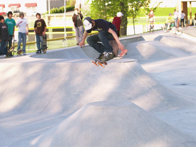 20060505_MoundSkate_261.jpgw760h569