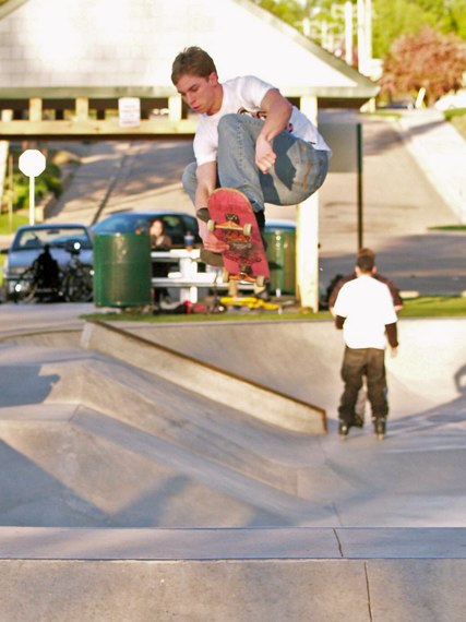 20060505_MoundSkate_272.jpgw427h570