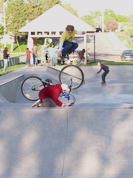 20060505_MoundSkate_231.jpgw427h570