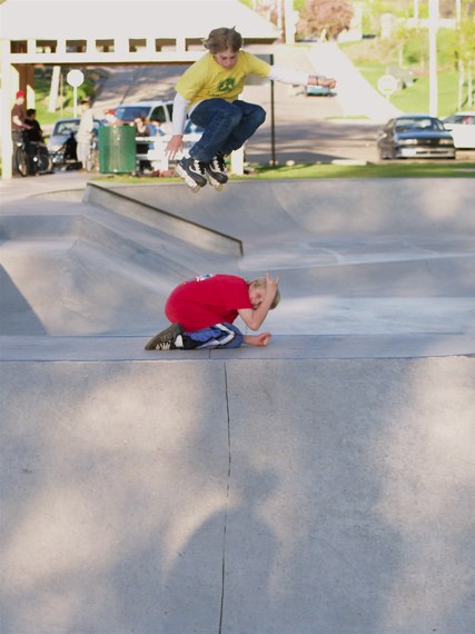 20060505_MoundSkate_237.jpgw427h570