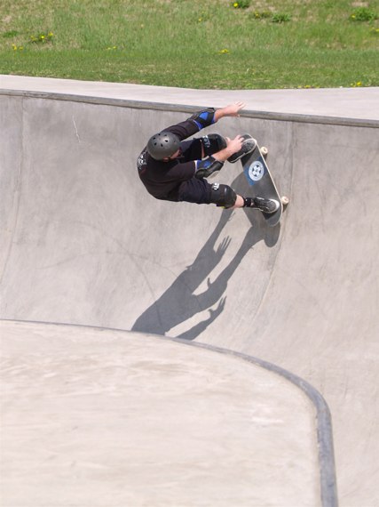 20060506_EdinaSkateboard_217.jpgw427h570